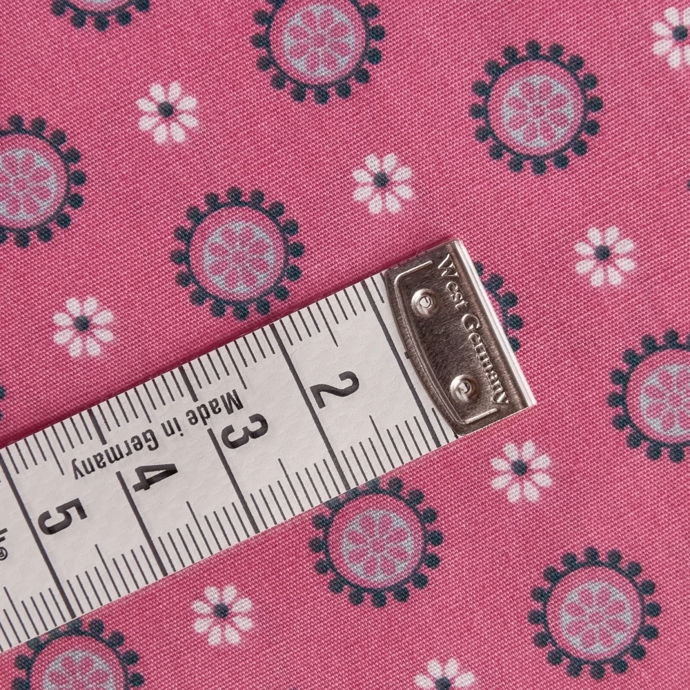 Cotton Fabric - Daisy - Image 2